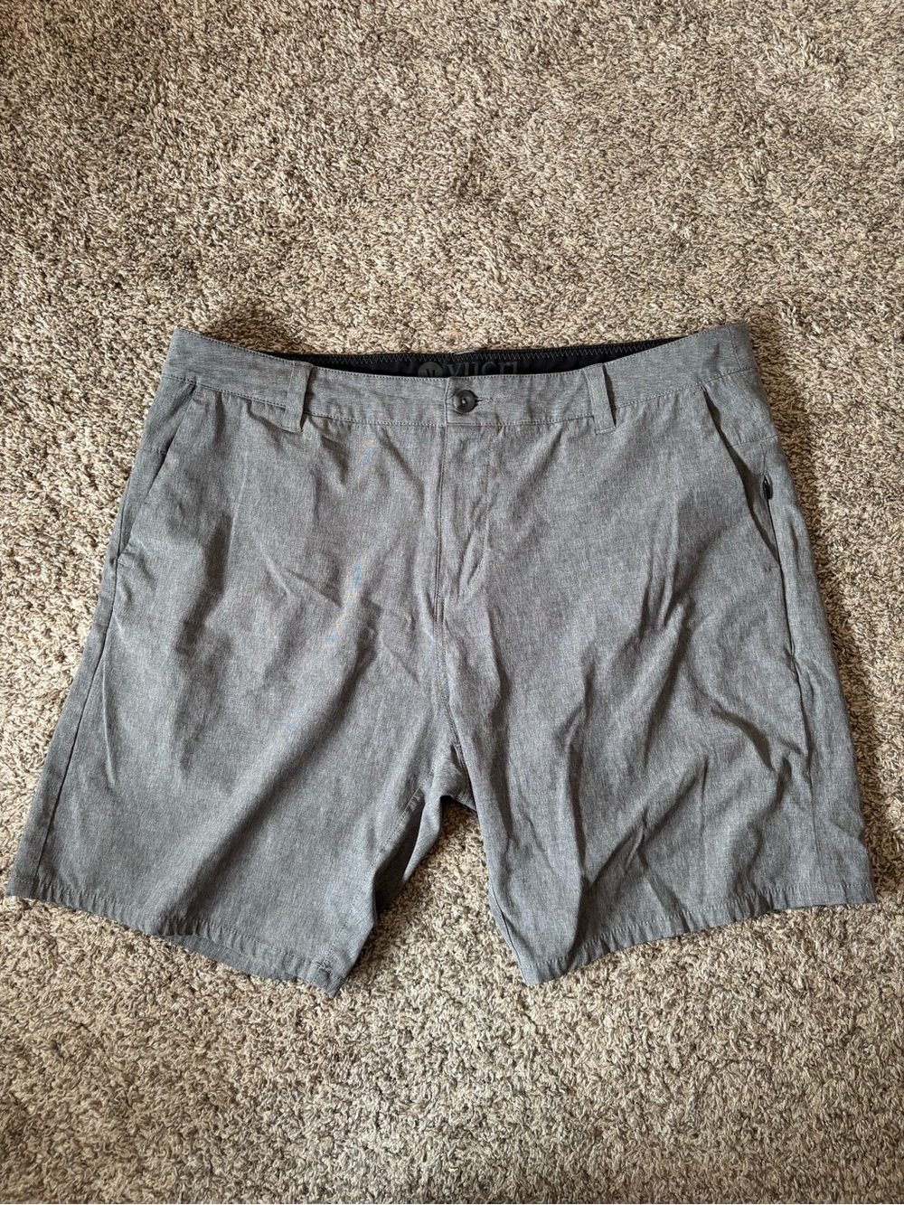 Vuori 8” shorts